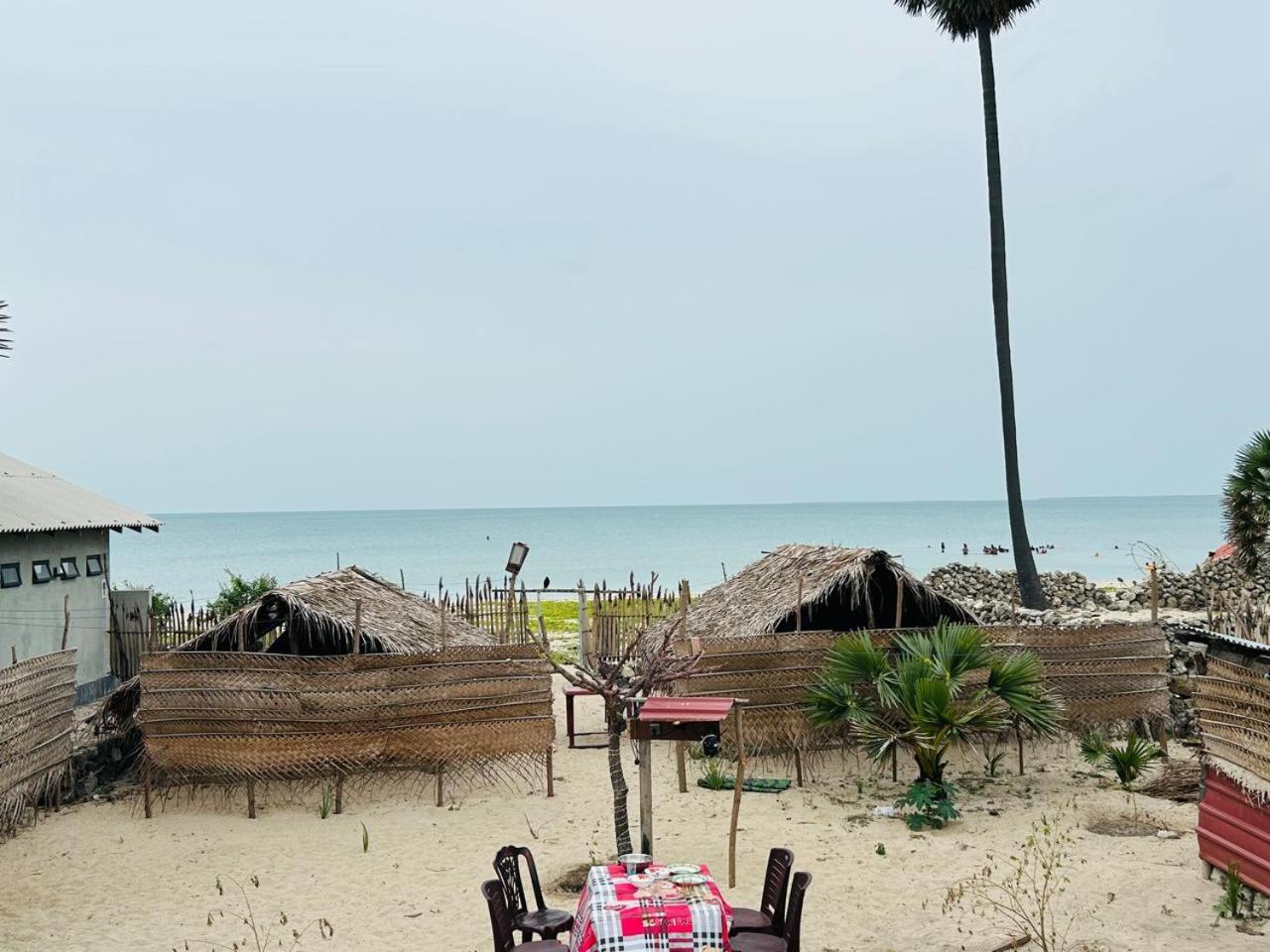 Delft Jeyam Resorts Delft East 外观 照片